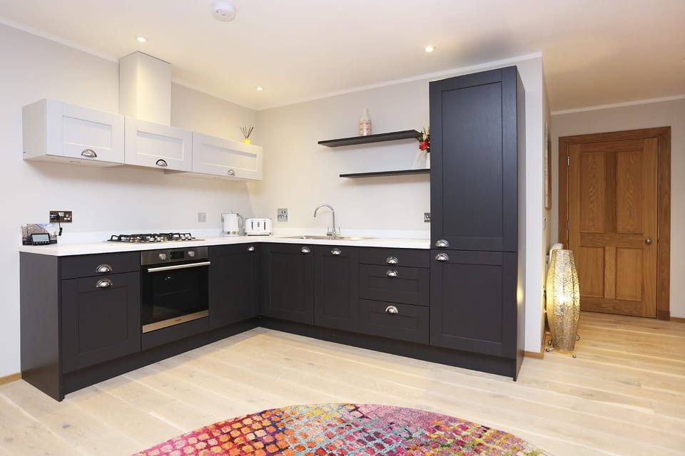 Apartment | Private kitchen | Fridge, microwave, coffee/tea maker, electric kettle