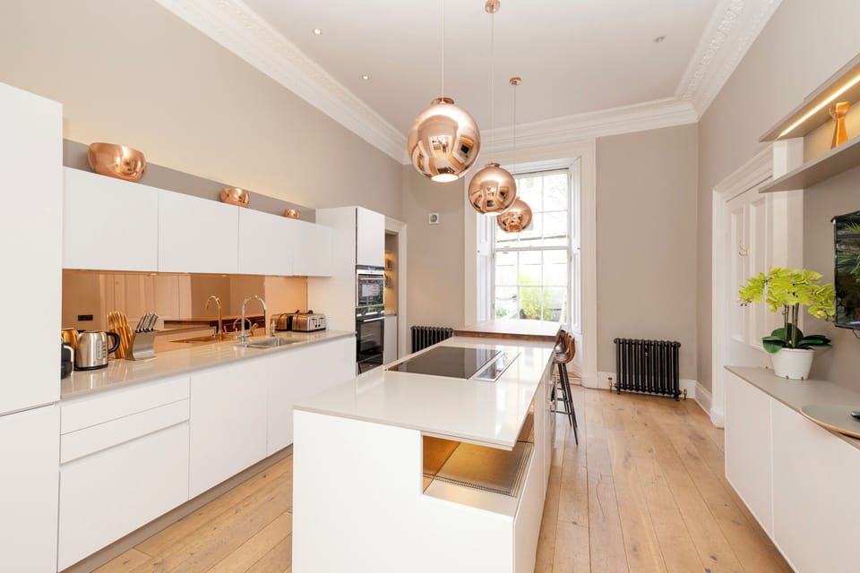 Apartment | Living area | TV