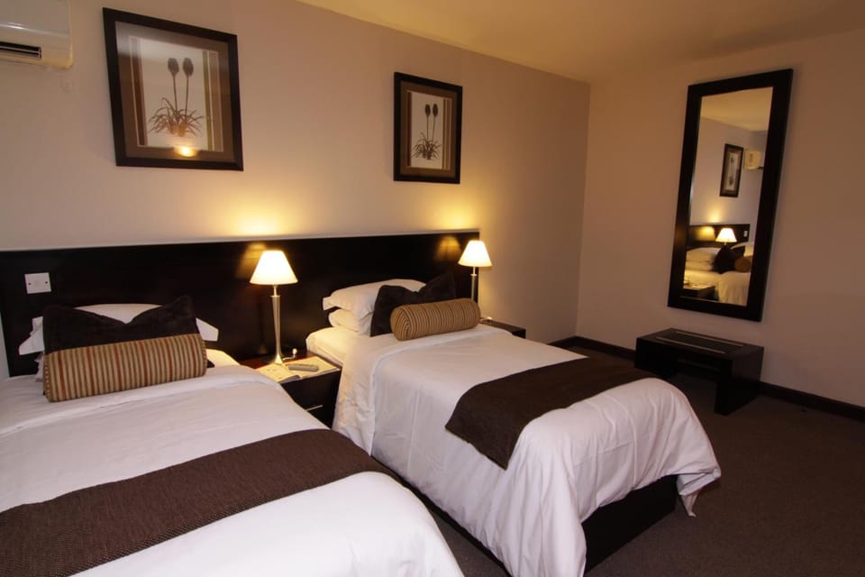 In-room safe, desk, iron/ironing board, free WiFi