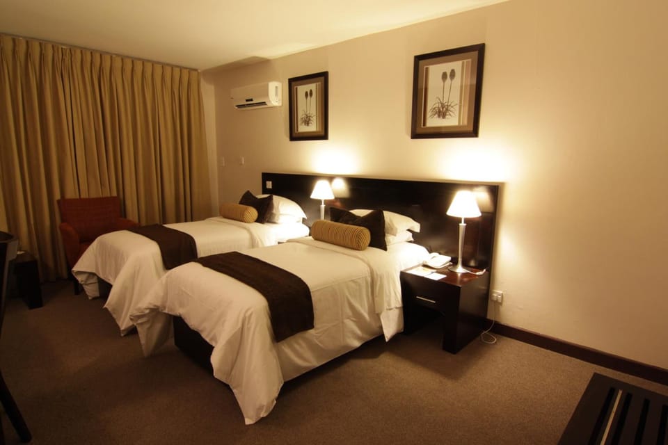 In-room safe, desk, iron/ironing board, free WiFi
