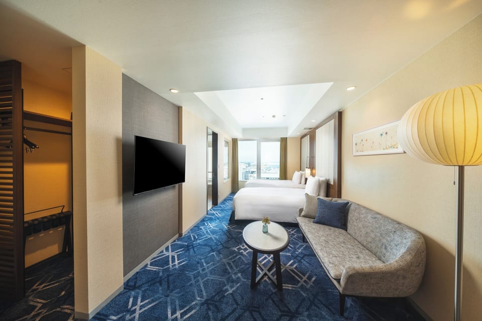 [2024 Renewal] Premier Bay Side View Bath Twin 1-2 people, Non Smoking | Premium bedding, down comforters, in-room safe, desk