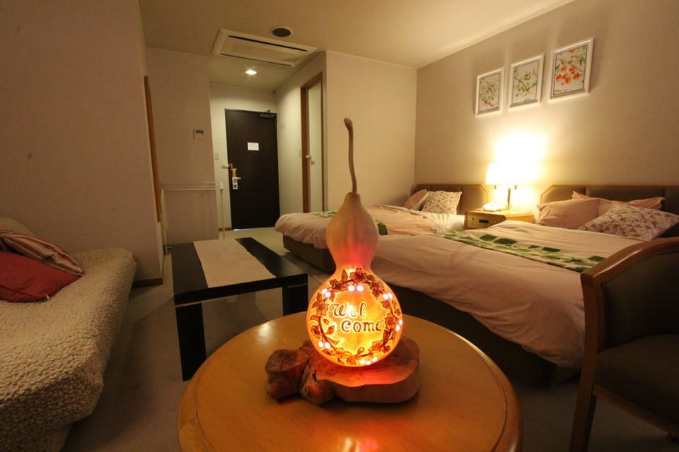 Twin Room [Cherry] Non Smoking | In-room safe, desk, WiFi (free)