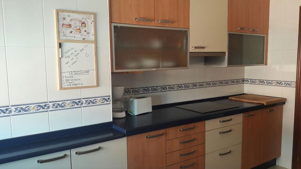 Superior Apartment, 3 Bedrooms | Private kitchen