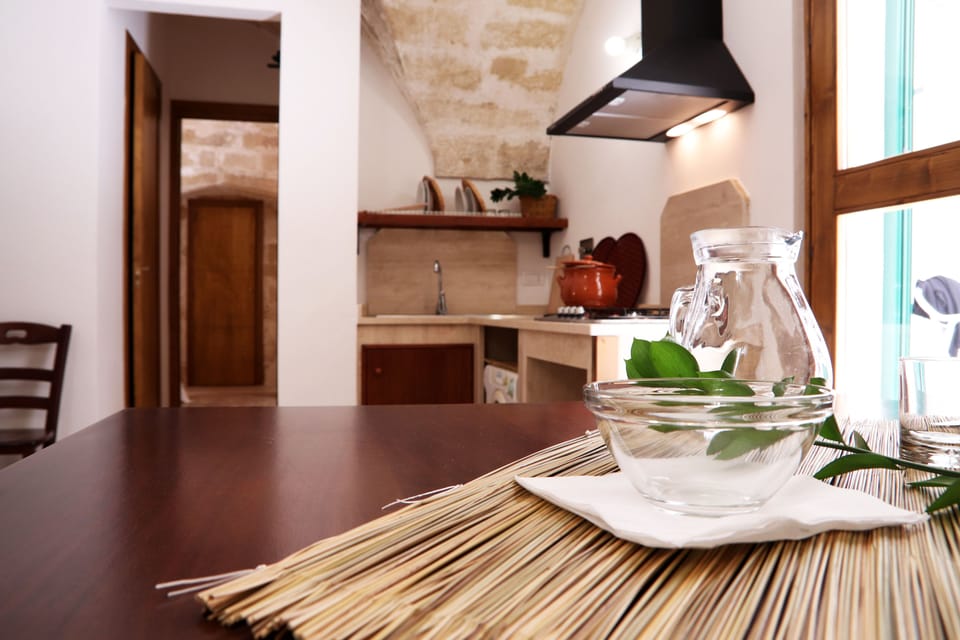 Apartment, 1 Bedroom, Kitchenette | In-room dining