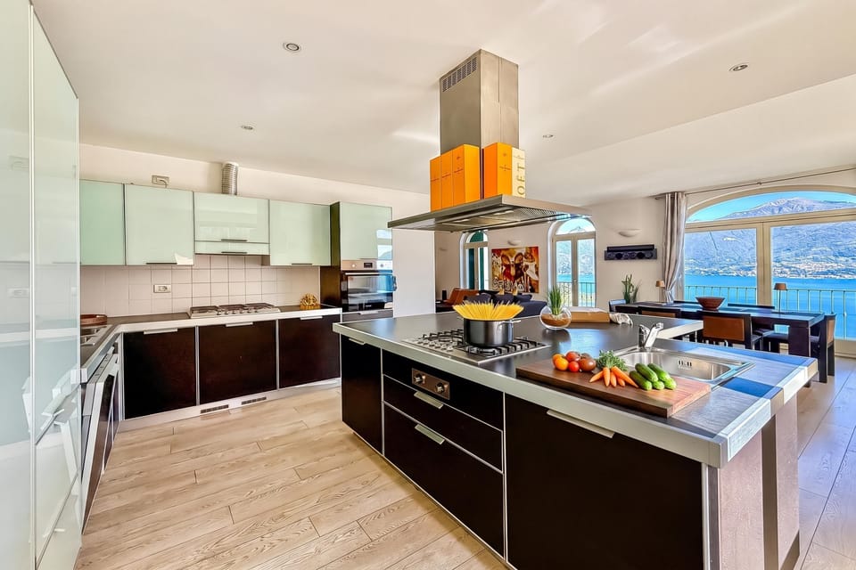 Standard Townhome, 4 Bedrooms, Balcony, Mountainside (Villa Panoramica) | Private kitchen | Coffee/tea maker, fridge, oven, stovetop