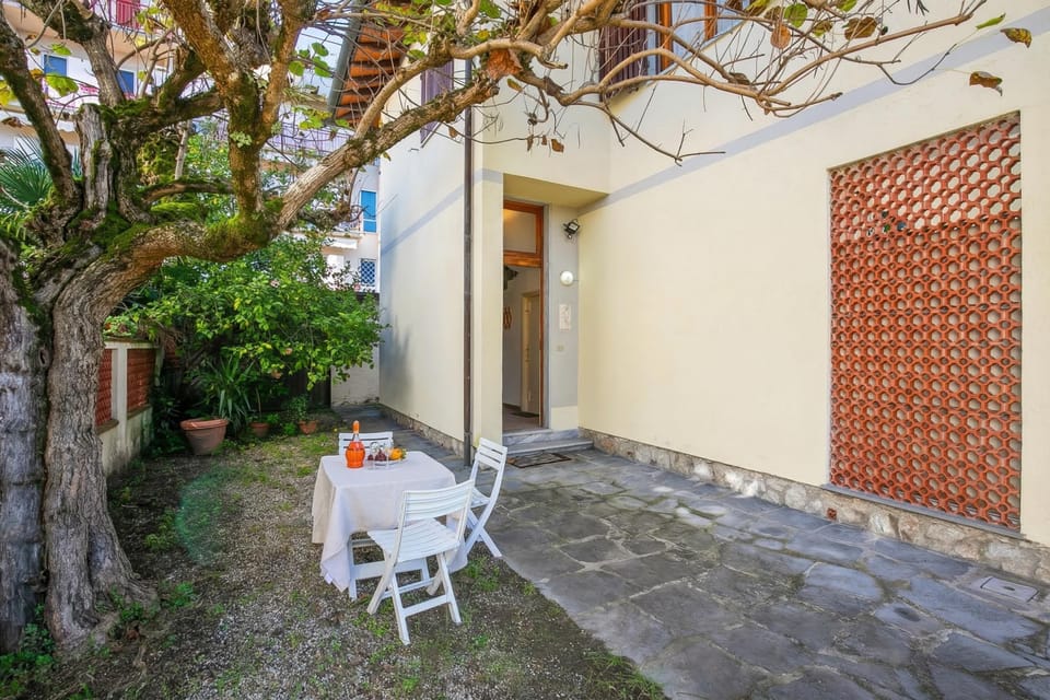 Family House, 2 Bedrooms, Balcony, Mountainside (Casa Vittoria 800m from sea) | Outdoor dining