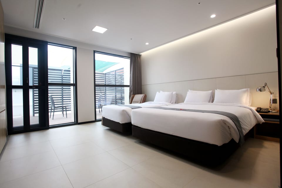 Balcony Deluxe Twin (assigned at check-in) | In-room safe, blackout drapes, free WiFi, bed sheets