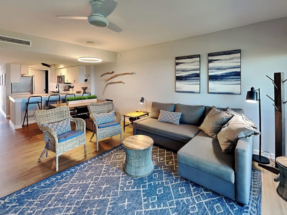 Condo (2 Bedrooms) | Property amenity
