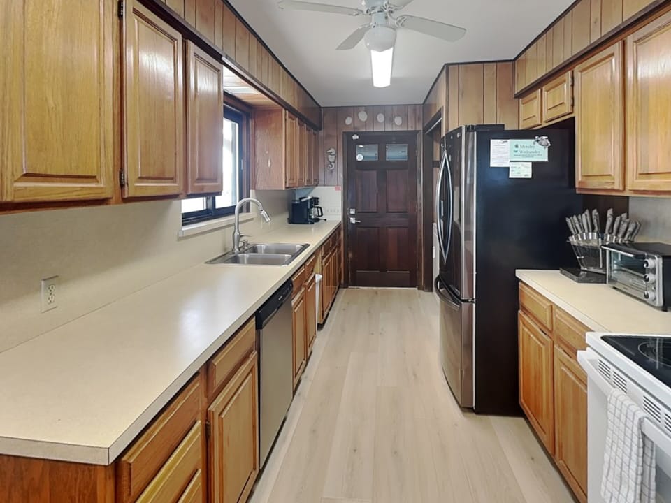 House (4 Bedrooms) | Property amenity
