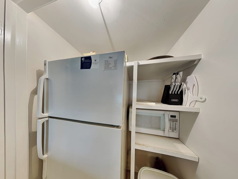 Condo (1 Bedroom) | Property amenity