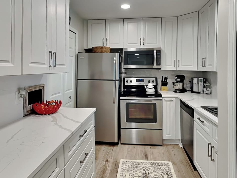 Condo (2 Bedrooms) | Property amenity