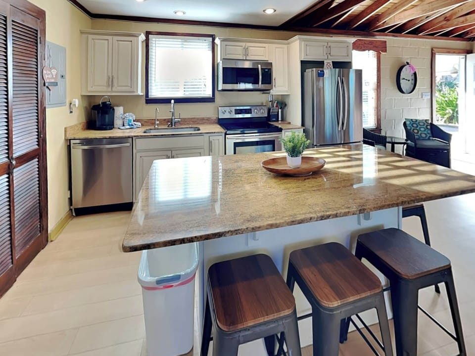 House (3 Bedrooms) | Property amenity