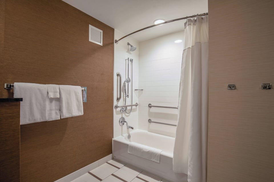 Shower, free toiletries, hair dryer, towels