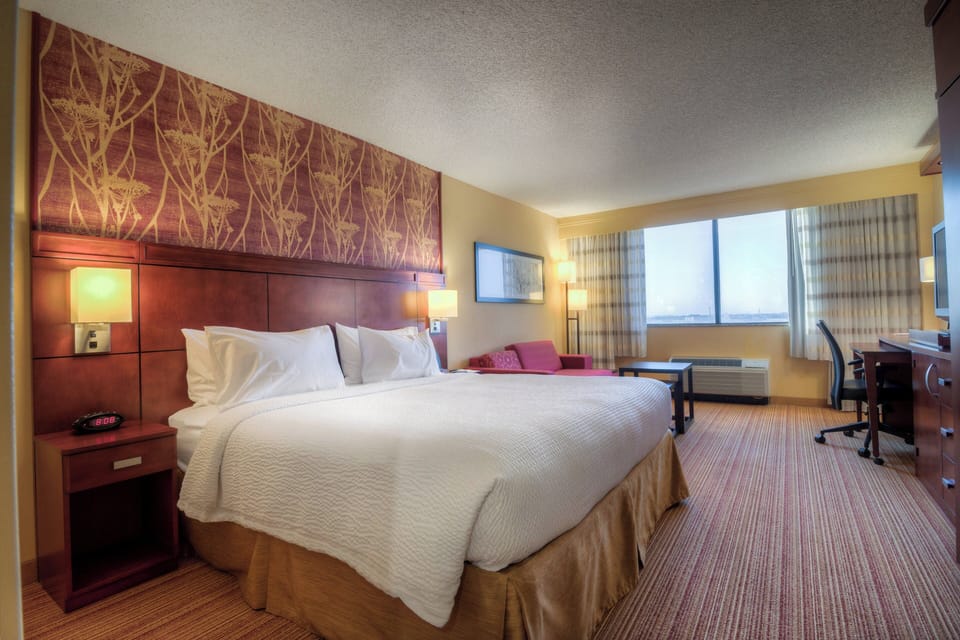 Desk, blackout drapes, iron/ironing board, free WiFi