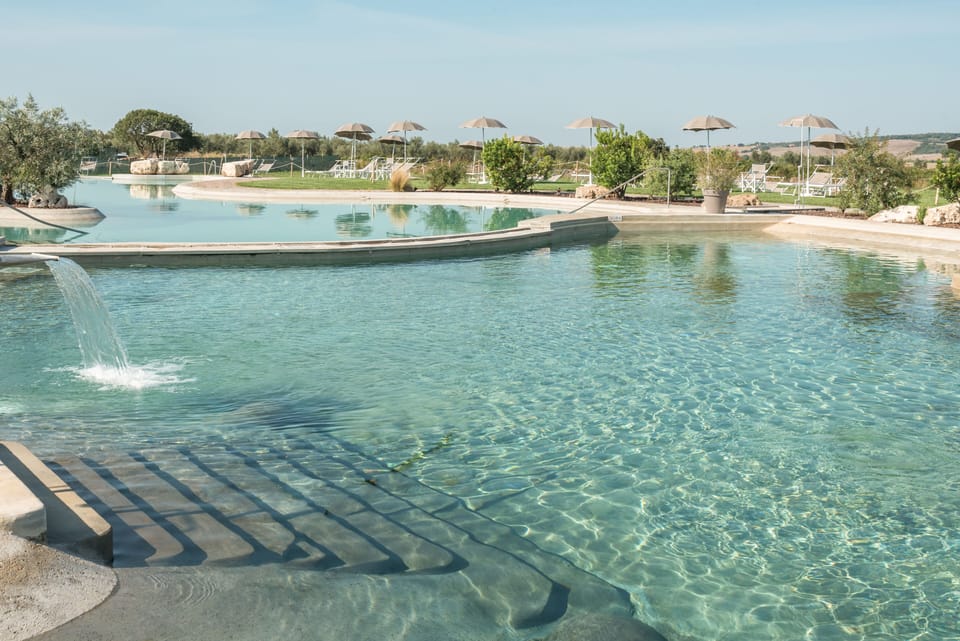 Infinity pool