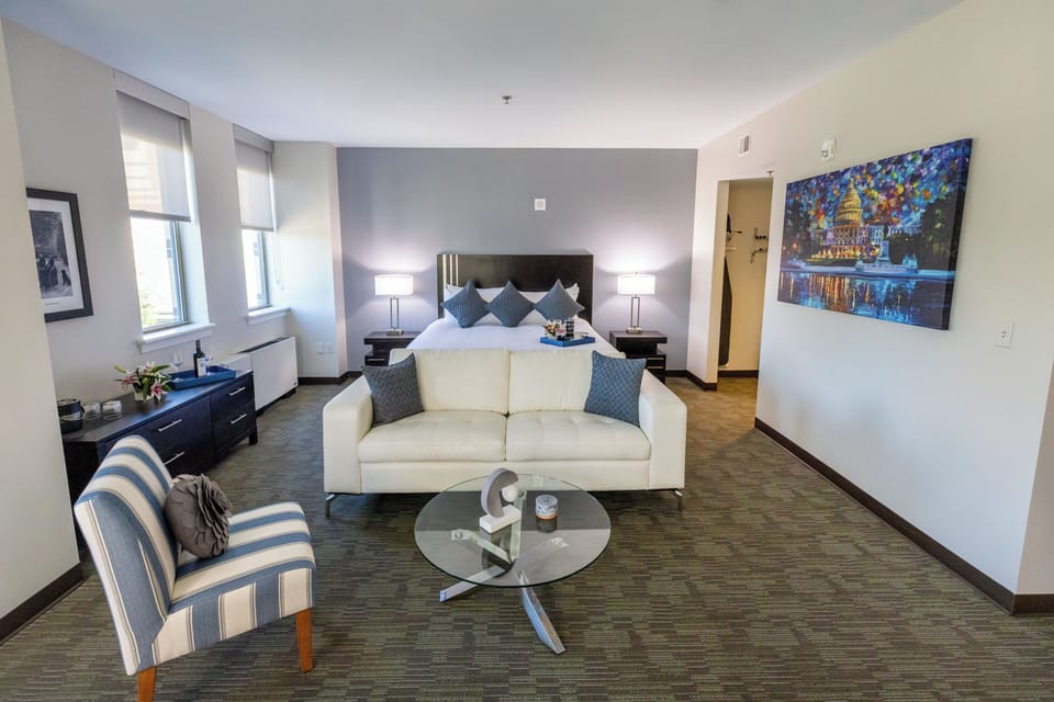 Executive Suite (Level) | In-room safe, desk, laptop workspace, iron/ironing board