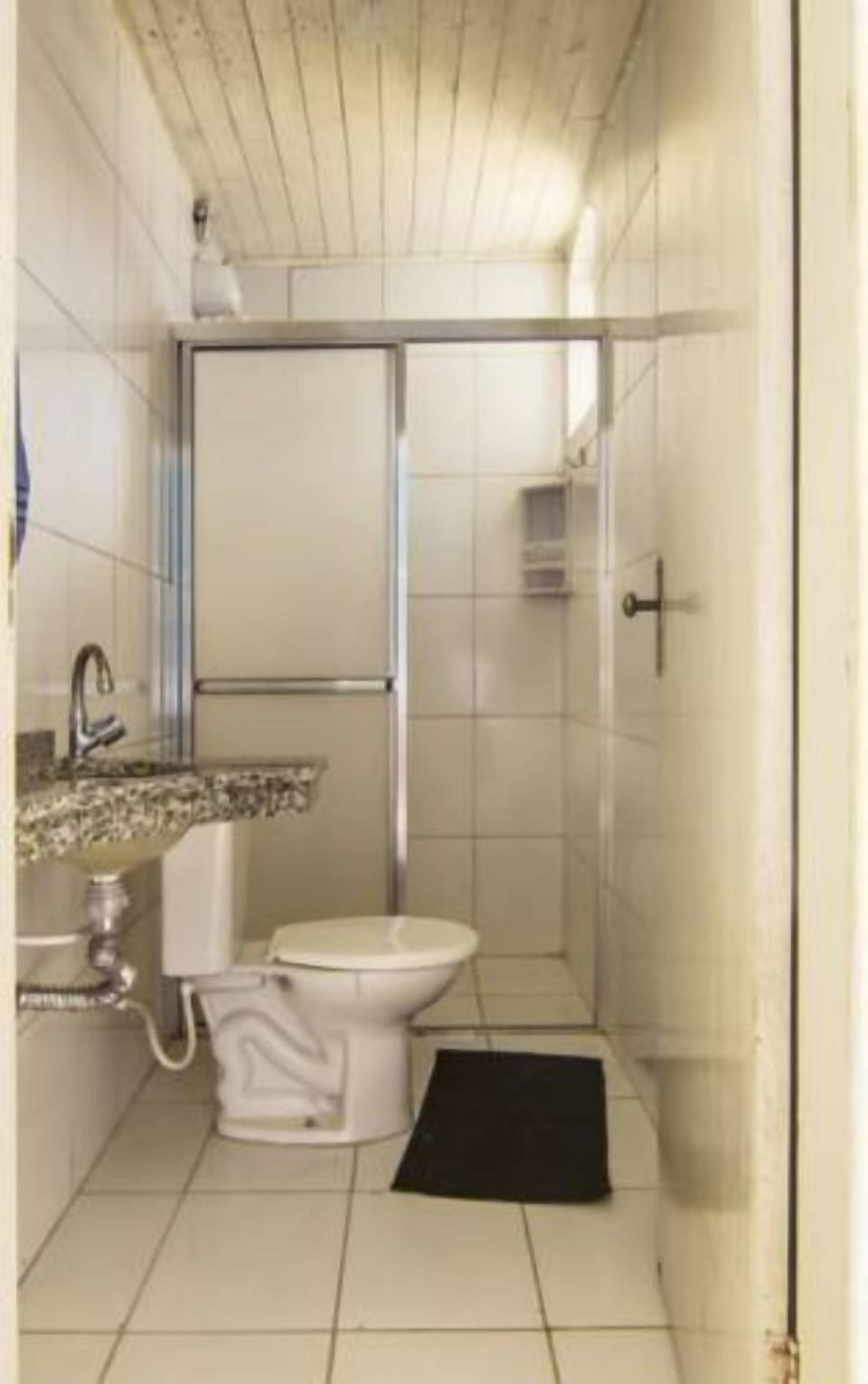 Shower, towels, soap, shampoo