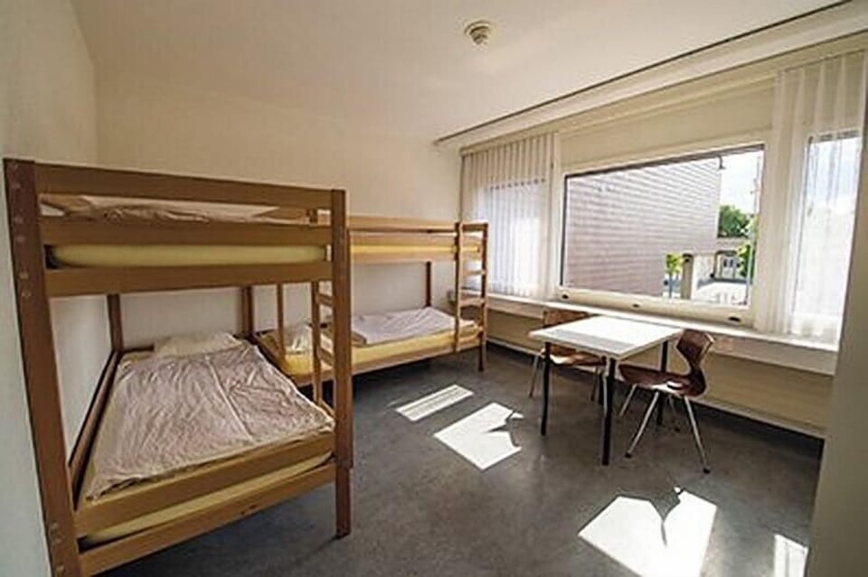 Individually furnished, bed sheets