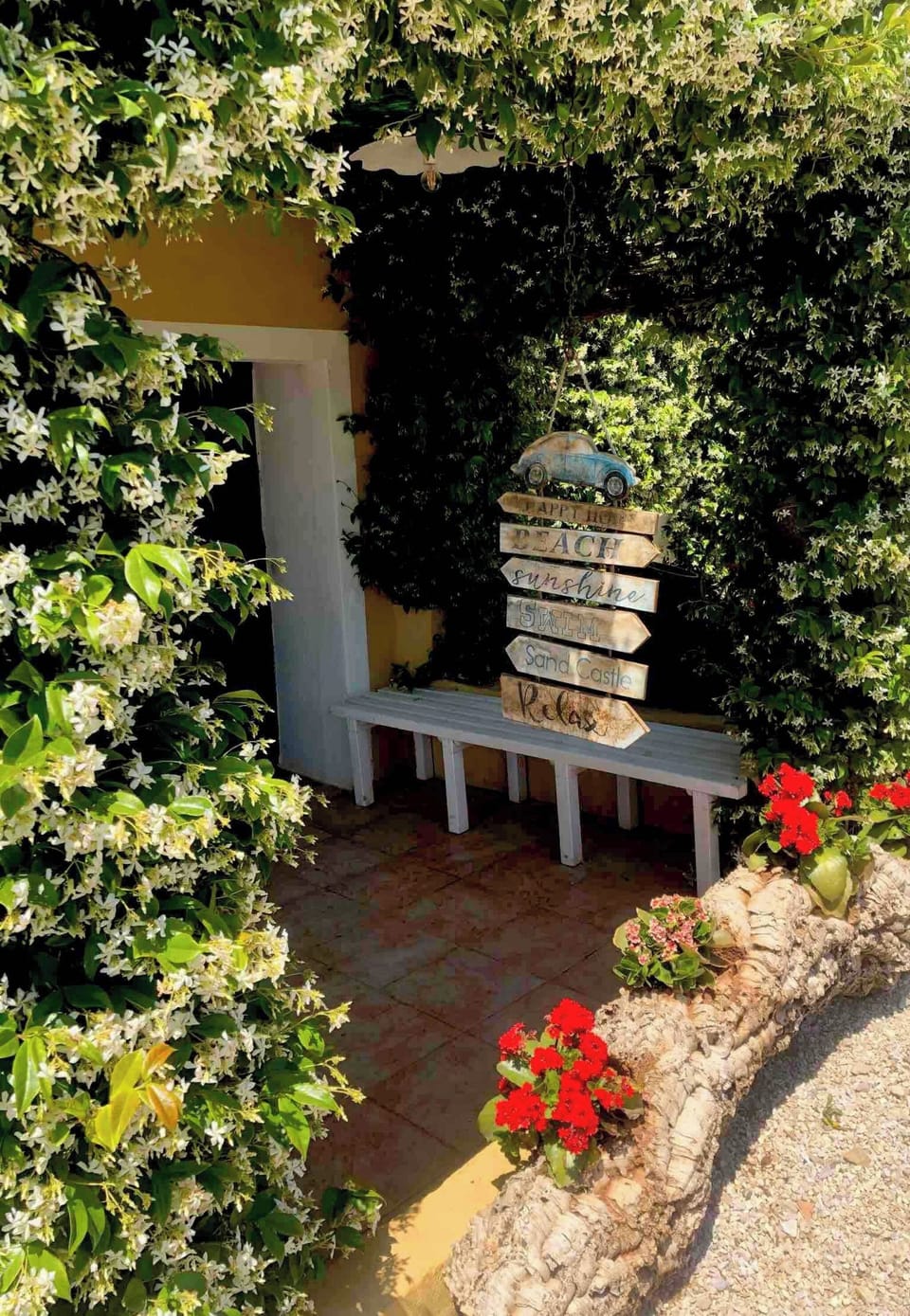 Loft, 2 Bedrooms, Smoking, Balcony | Property entrance