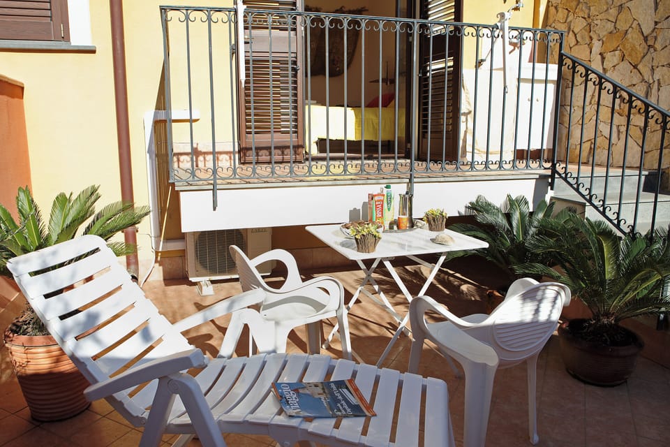 Apartment, 1 Bedroom, Smoking, Balcony | Balcony