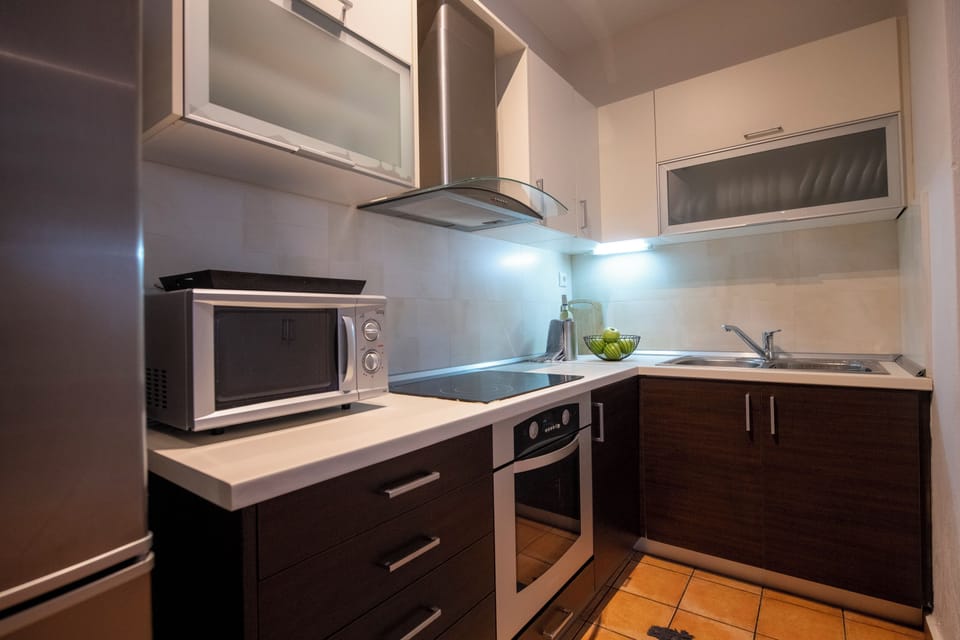 Villa, 2 Bedrooms, Smoking, Private Pool | Private kitchen