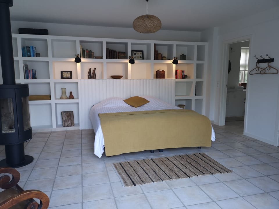 Comfort Room | Individually furnished, desk, laptop workspace