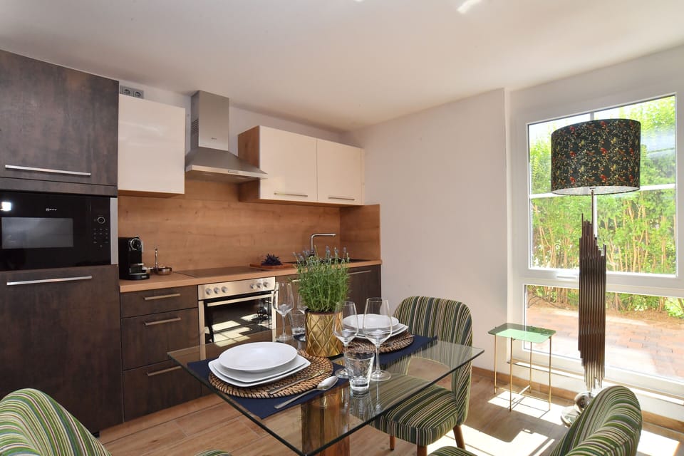 Deluxe Studio (10) | Private kitchen | Espresso maker, coffee/tea maker, electric kettle, highchair