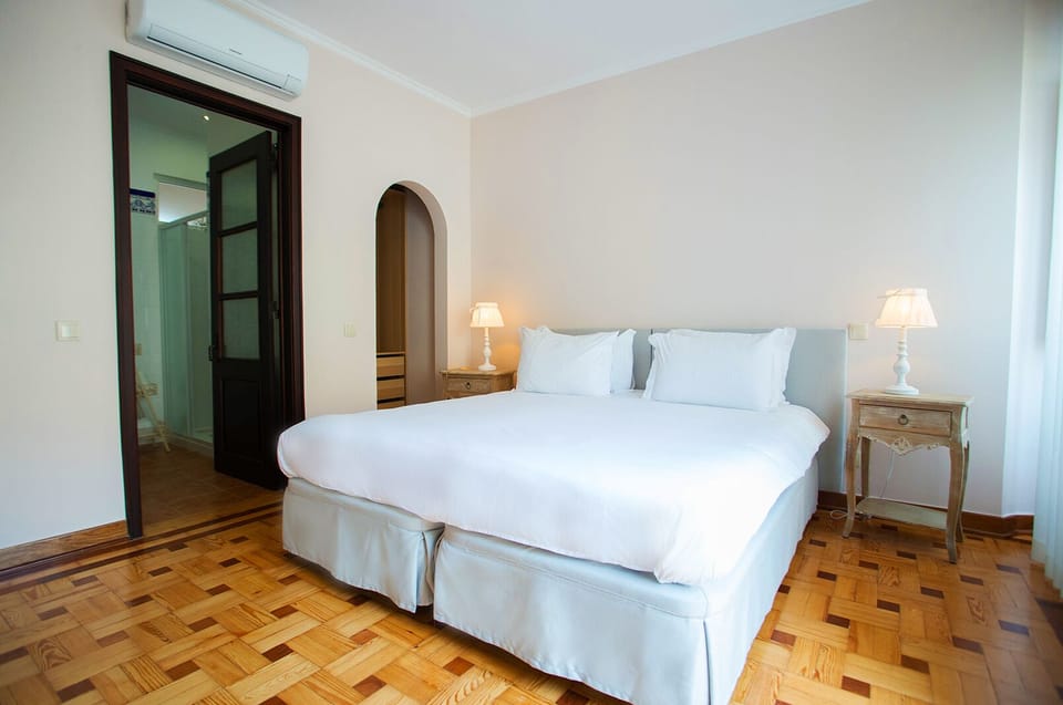 Comfort Double or Twin Room, Balcony | Premium bedding, down comforters, memory foam beds, in-room safe