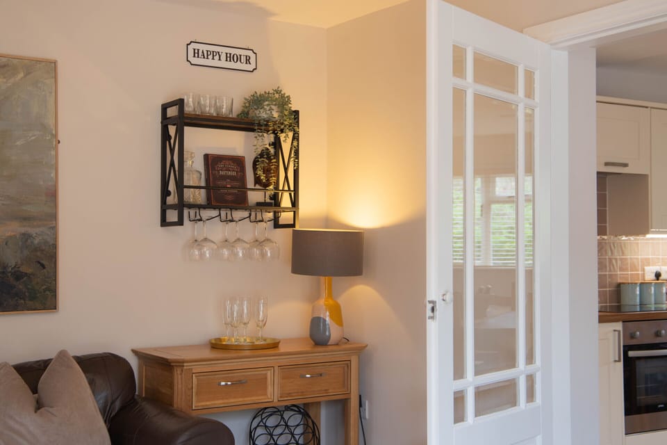 Family Cottage, Private Bathroom | Lounge