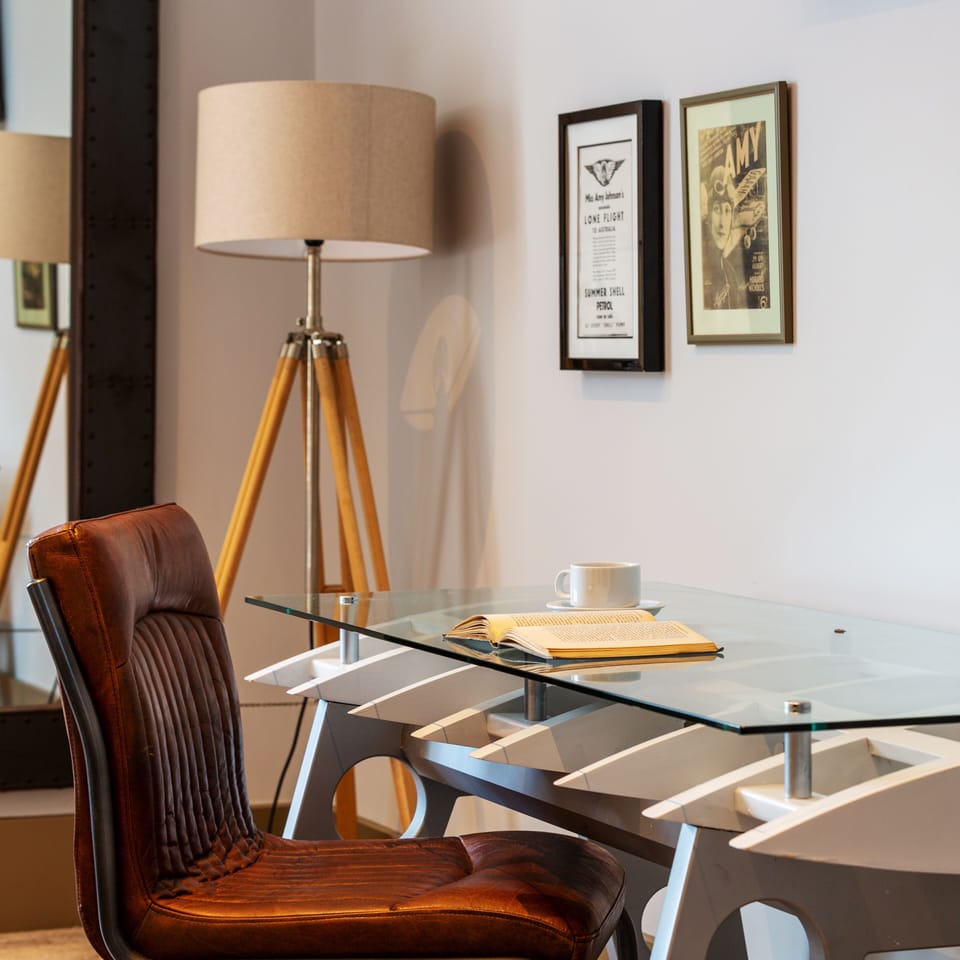 Double Room, Ensuite (DeHaviland)