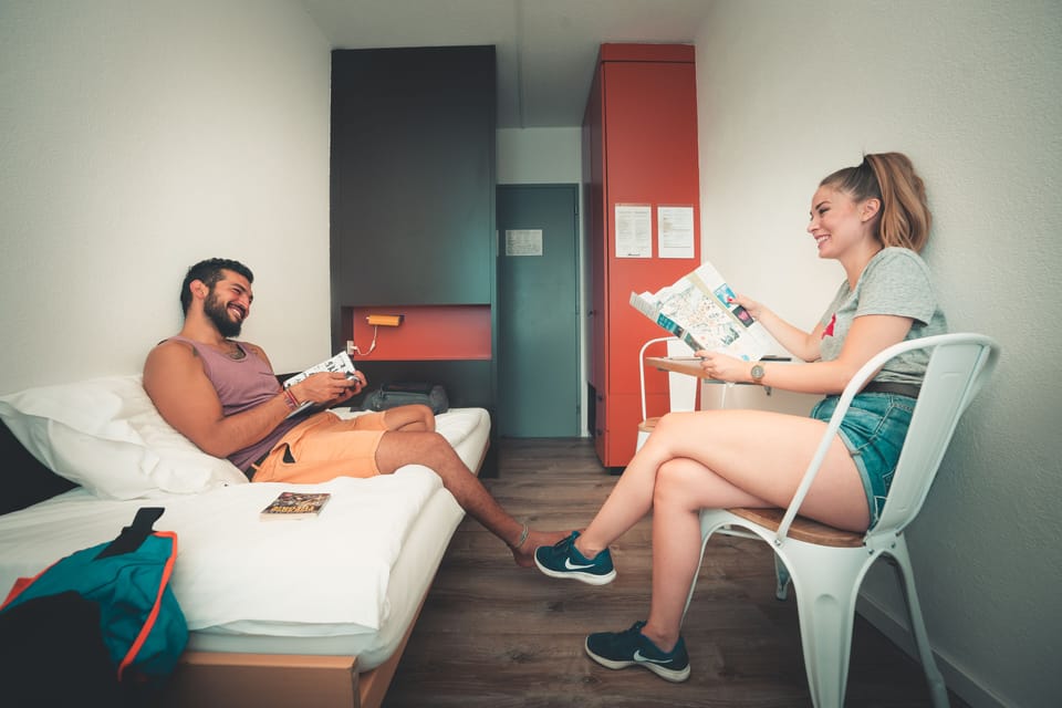 Single Room | Free WiFi, bed sheets
