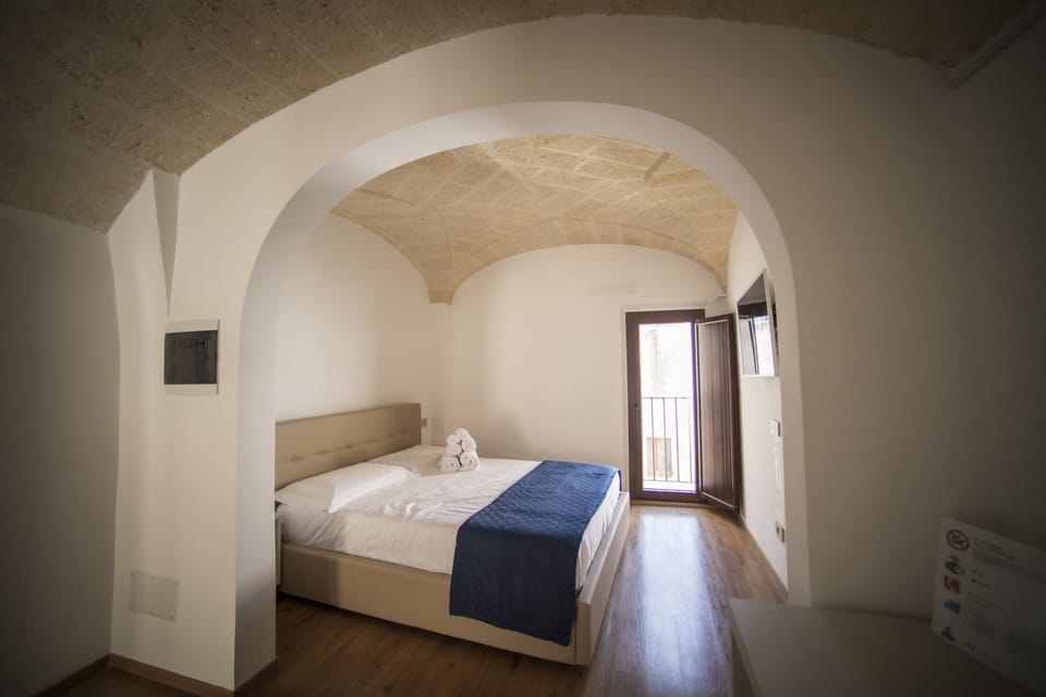 Standard Double Room | Premium bedding, down comforters, memory foam beds, minibar