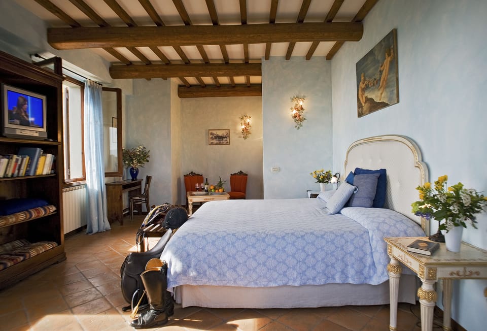 Suite | Minibar, individually furnished, free WiFi, bed sheets