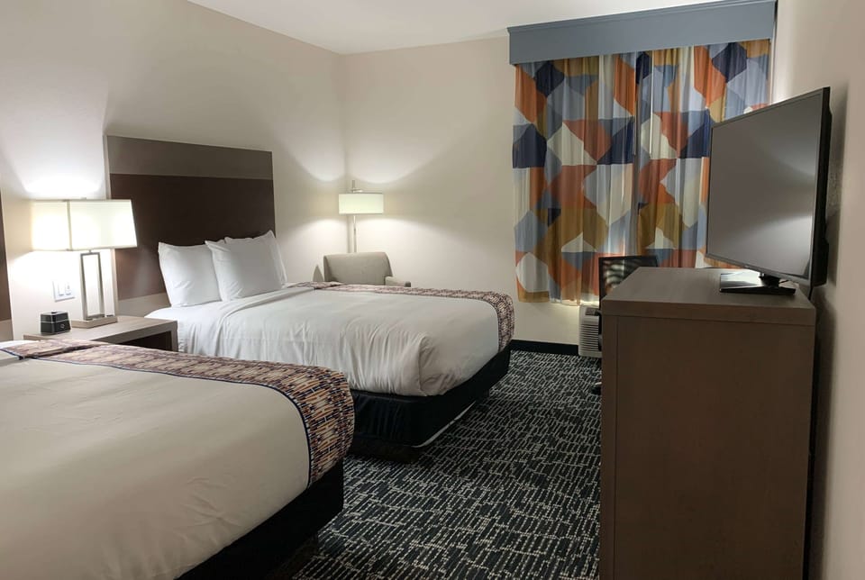 Room, 2 Queen Beds, Accessible, Non Smoking | Desk, iron/ironing board, WiFi (free), bed sheets