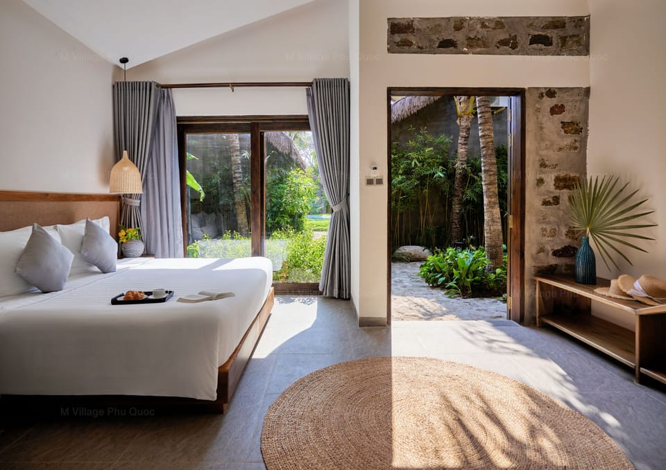 Garden Double House | Pillowtop beds, minibar, in-room safe, desk