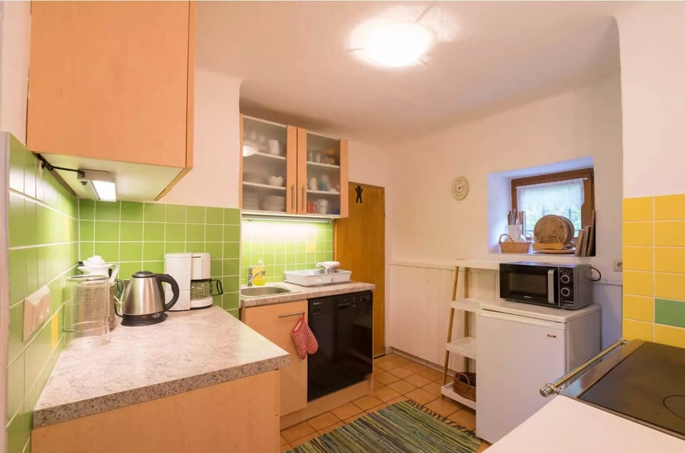 Family House | Private kitchen | Fridge, coffee/tea maker, electric kettle, toaster