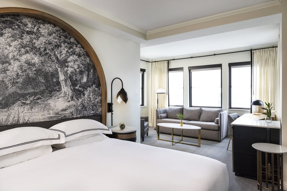 In-room safe, free WiFi, bed sheets