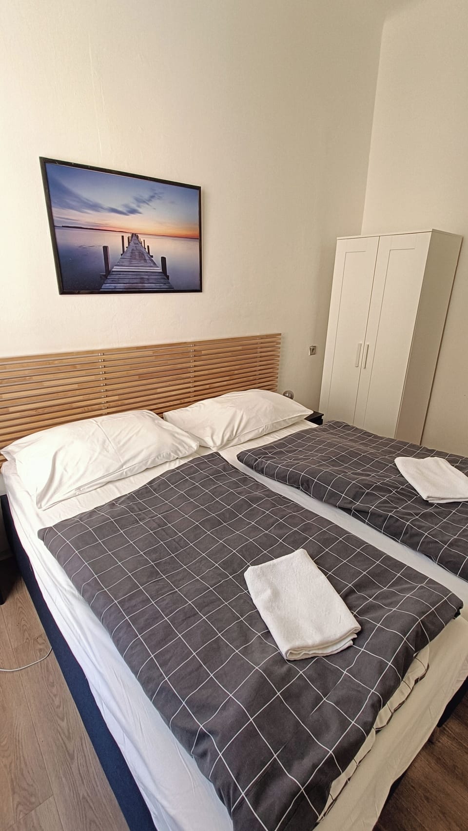 Free WiFi, bed sheets