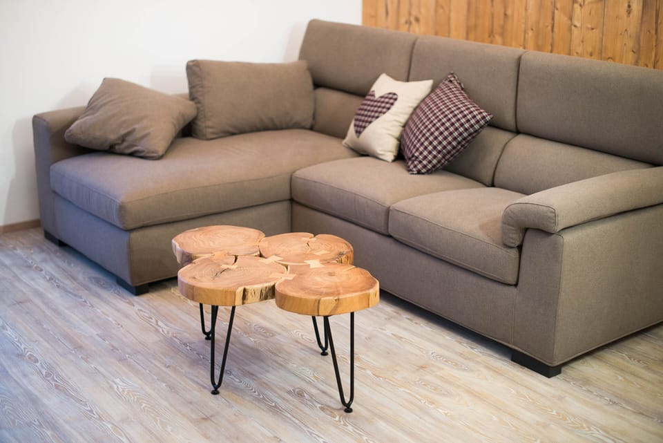 45-inch flat-screen TV with cable channels, TV, heated floors