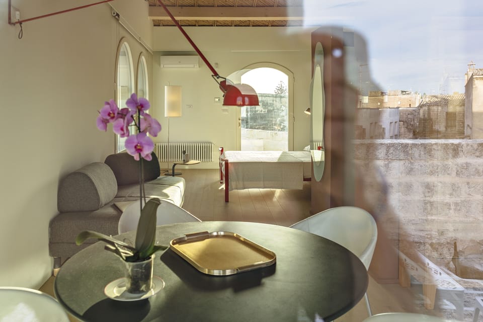 Exclusive Studio | Living area