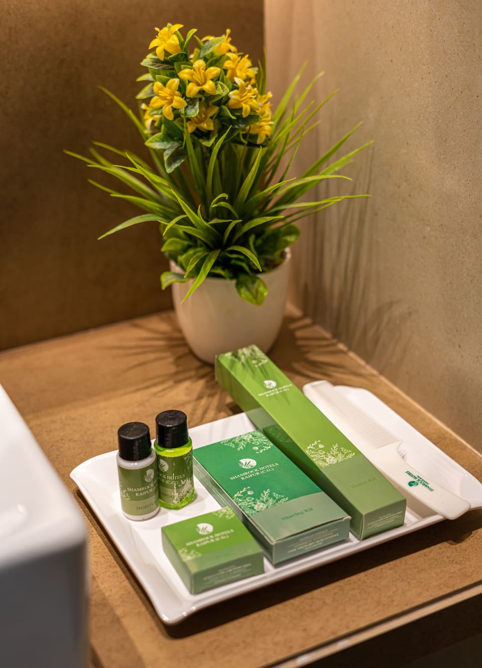 Superior Room | Bathroom | Shower, free toiletries, slippers, bidet