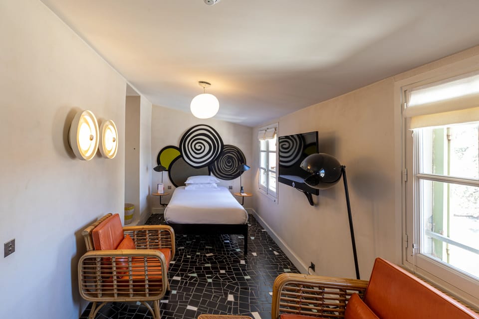 Single Room, 1 Twin Bed | Blackout drapes, soundproofing, WiFi (free), bed sheets