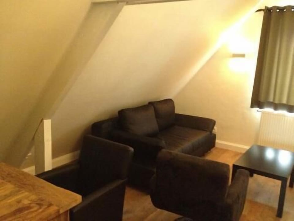 Flat-screen TV, MP3 dock