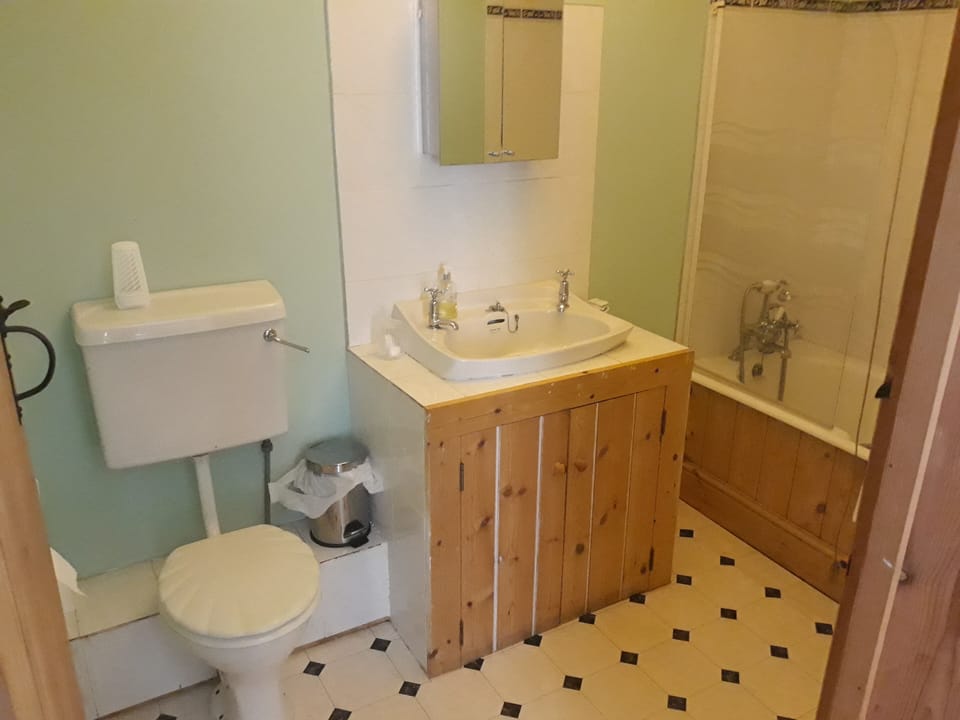 Double Room, Private Bathroom (Mistor - Sleep  3 people) | Bathroom
