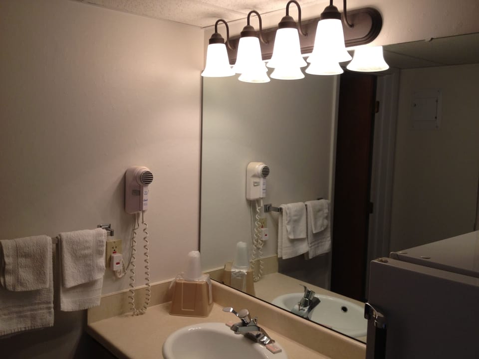 Hair dryer, towels