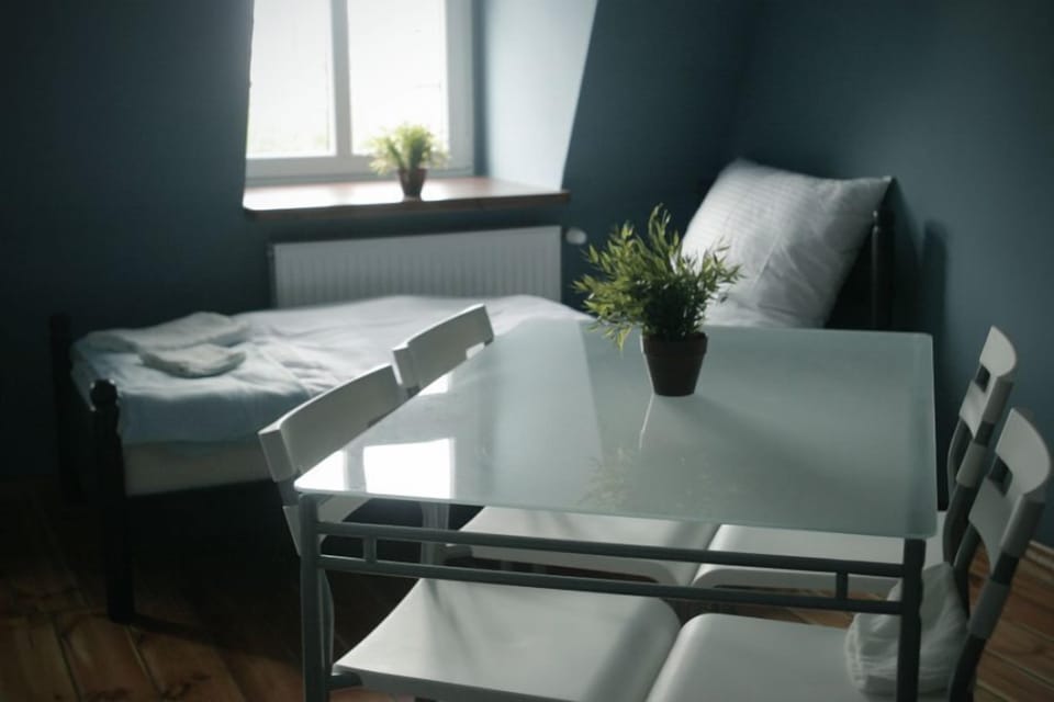 1 bedroom, premium bedding, down comforters, pillowtop beds