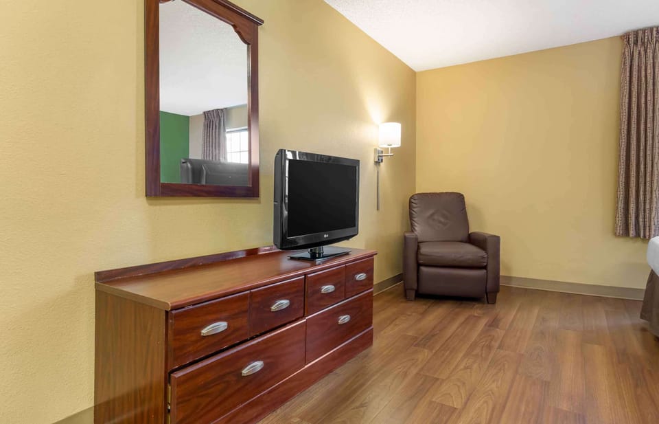 Extended Stay America Suites Seattle Everett North Hotel in Everett