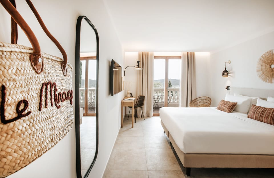 Club Mirage Double or Twin Room | Premium bedding, pillowtop beds, minibar, in-room safe