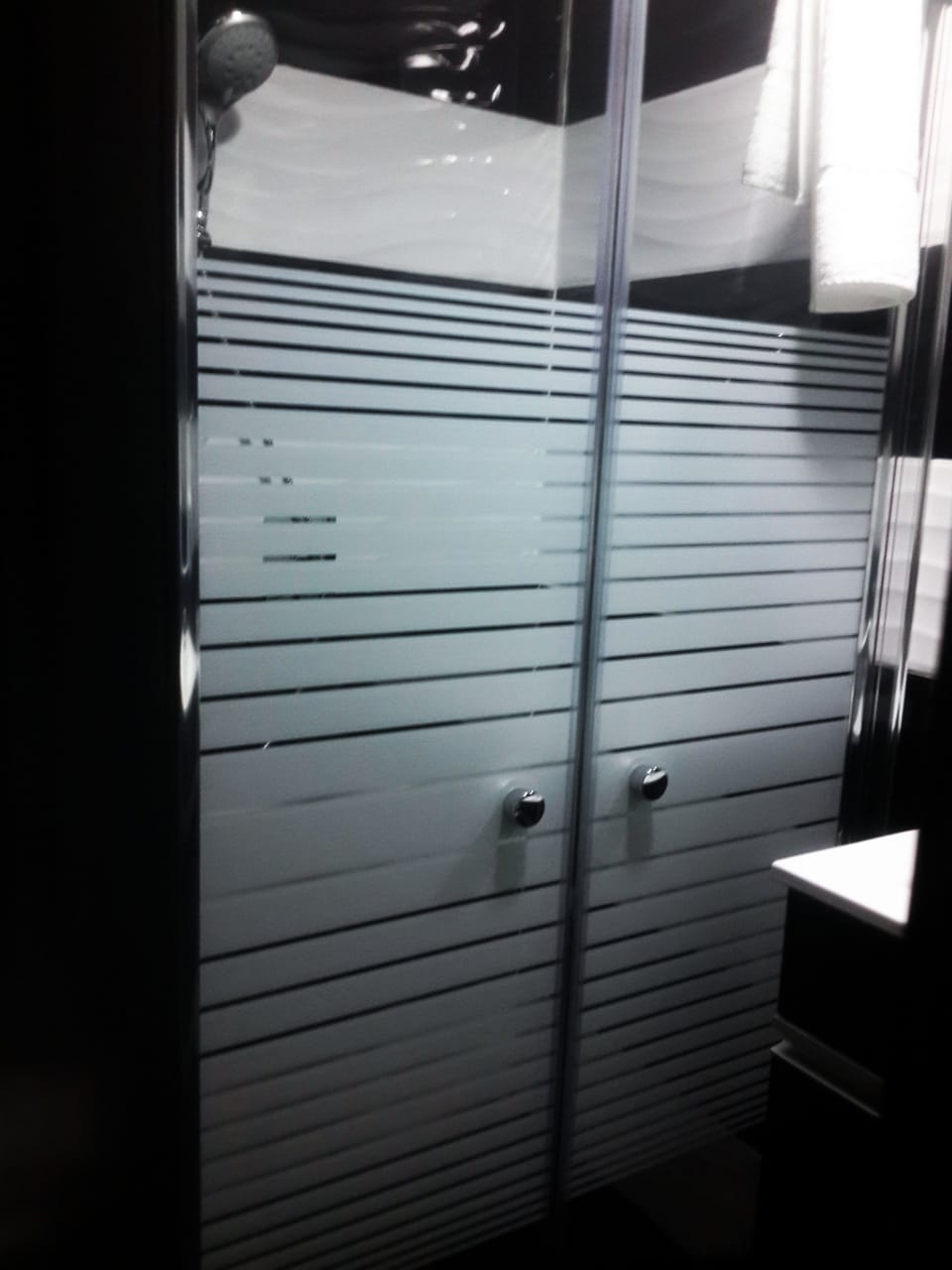 Bathroom shower