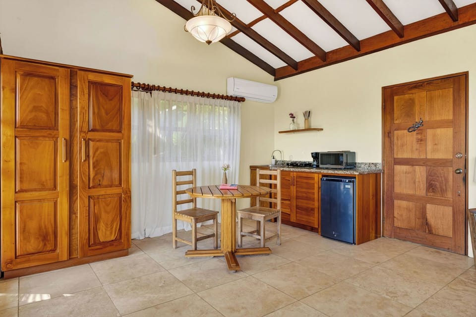Villa | Private kitchen | Mini-fridge, microwave, stovetop, coffee/tea maker